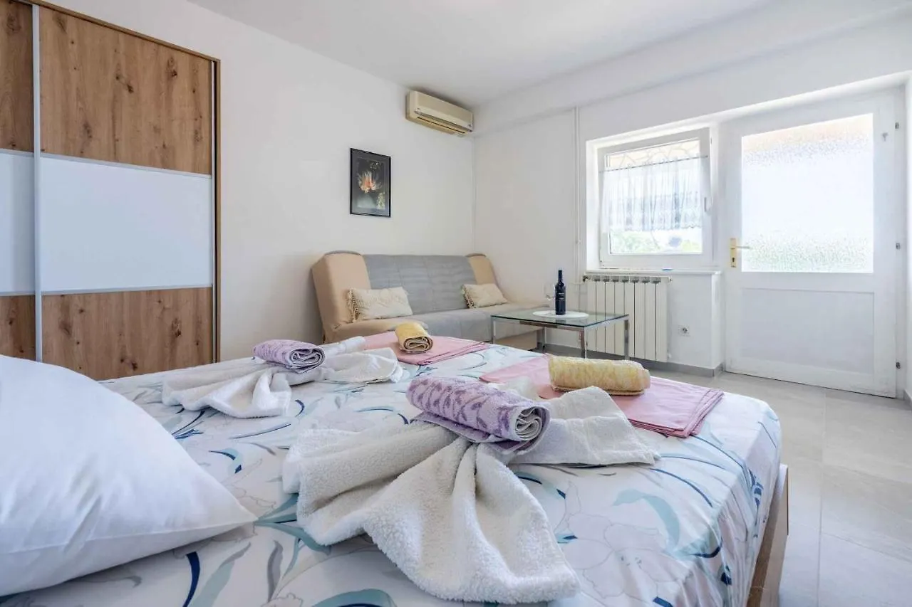 Apartment In Crikvenica 5316 Klanfari 0*,  克罗地亚