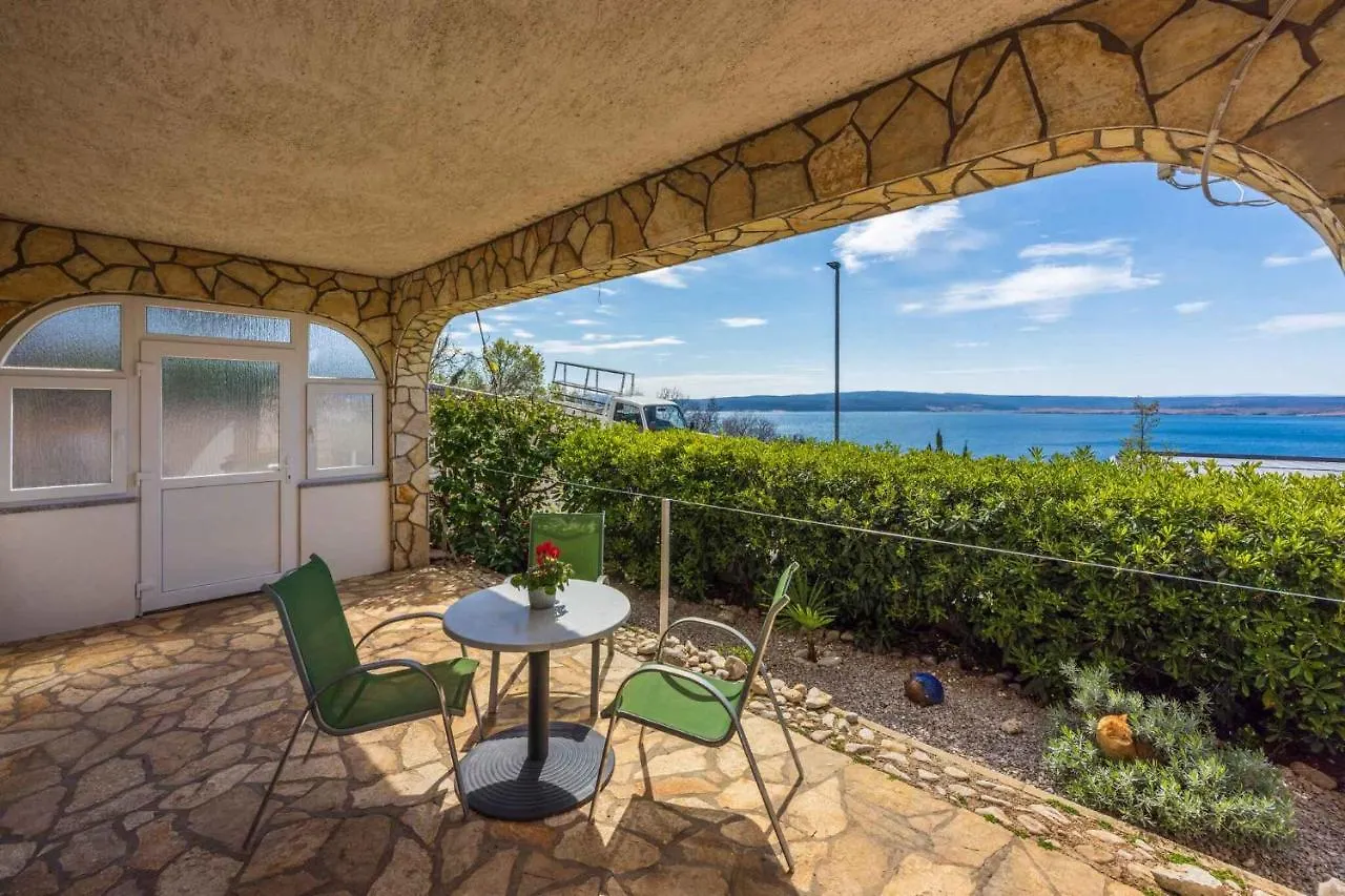 Apartment In Crikvenica 5316 Klanfari 0*,