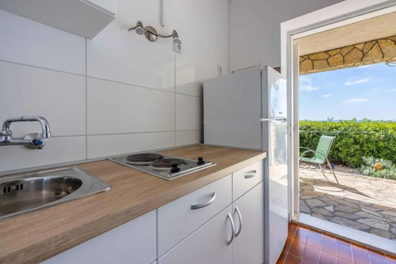 Apartment In Crikvenica 5316 Klanfari